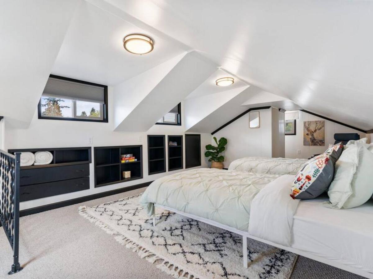 Picture Perfect Bungalow In The Heart Of Dt Vancouver Eksteriør bilde