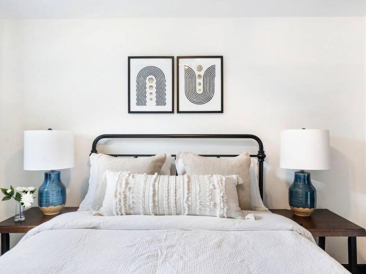 Picture Perfect Bungalow In The Heart Of Dt Vancouver Eksteriør bilde